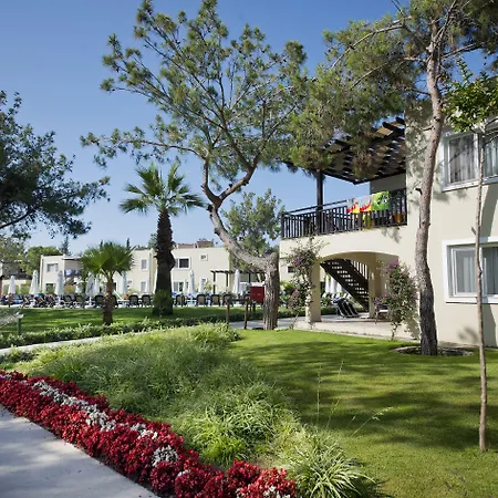 منتجع Marvida Family Eco